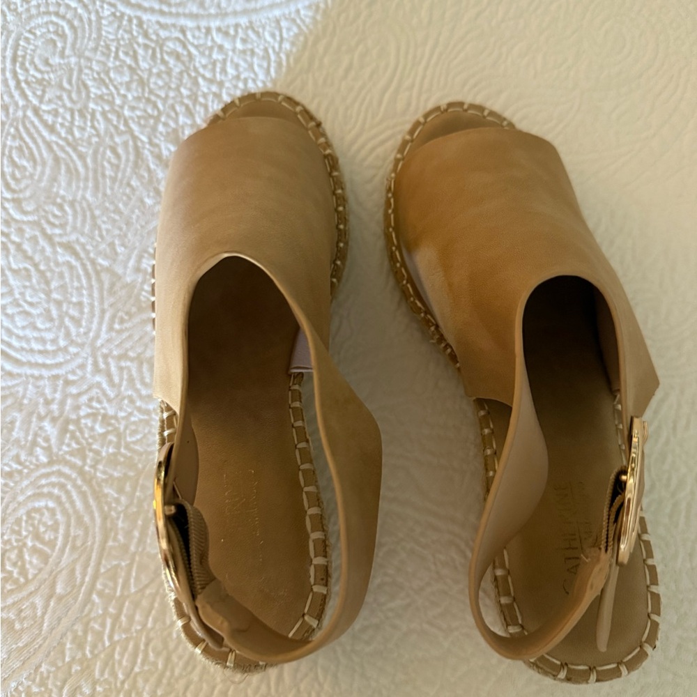 Catherine Malandrino Tan Slingback Wedge❗️ - Picture 7 of 11